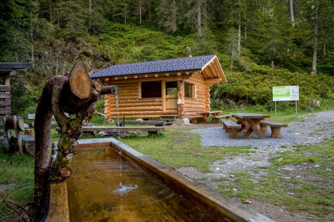Gadmer Lodge - Dein Zuhause In Den Bergen Gadmen 外观 照片